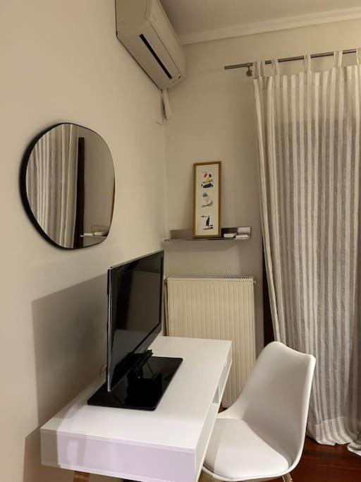 The One Apartment Thessaloniki Exterior photo